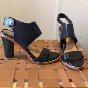 ❌SOLD❌Dolce Vita Black sandals